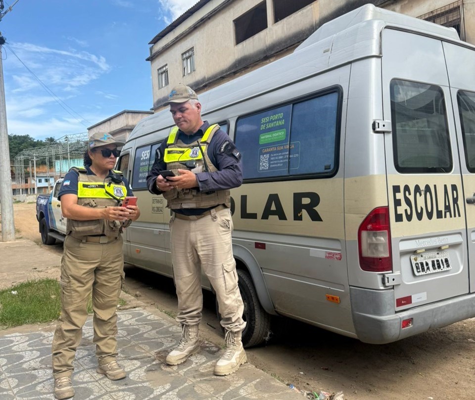 Leia mais sobre o artigo Fiscalização do Detran|ES flagra superlotação em Transporte Escolar em Cariacica